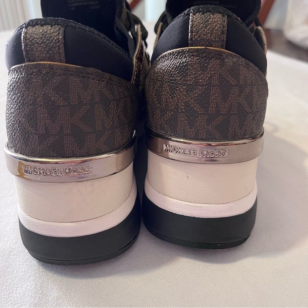 Michael Kors Sneakers Size 7 Black/Gold/Brown – Authentic - Picture 5 of 10